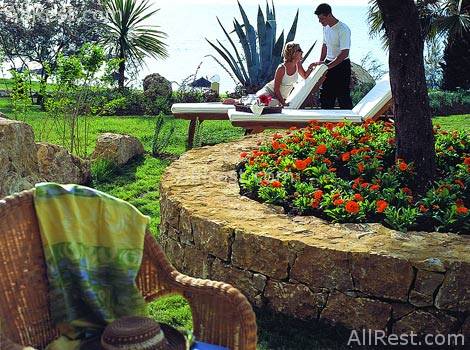Sani Beach Hotel 12